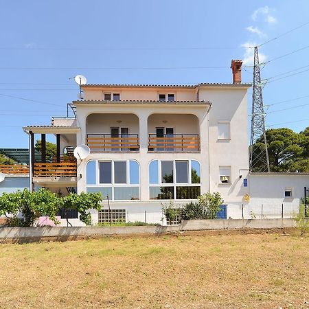 Apartments Dino 1374 بولا المظهر الخارجي الصورة