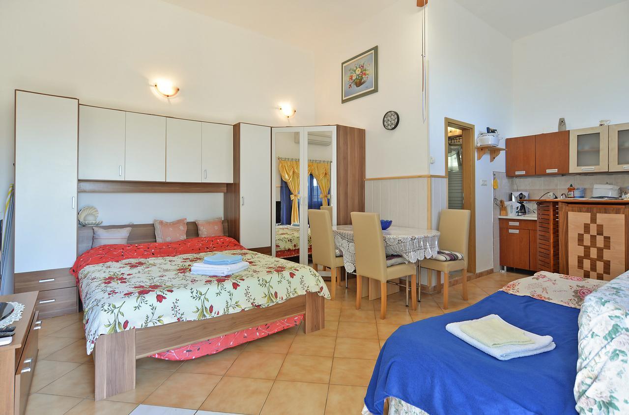 Apartments Dino 1374 بولا المظهر الخارجي الصورة